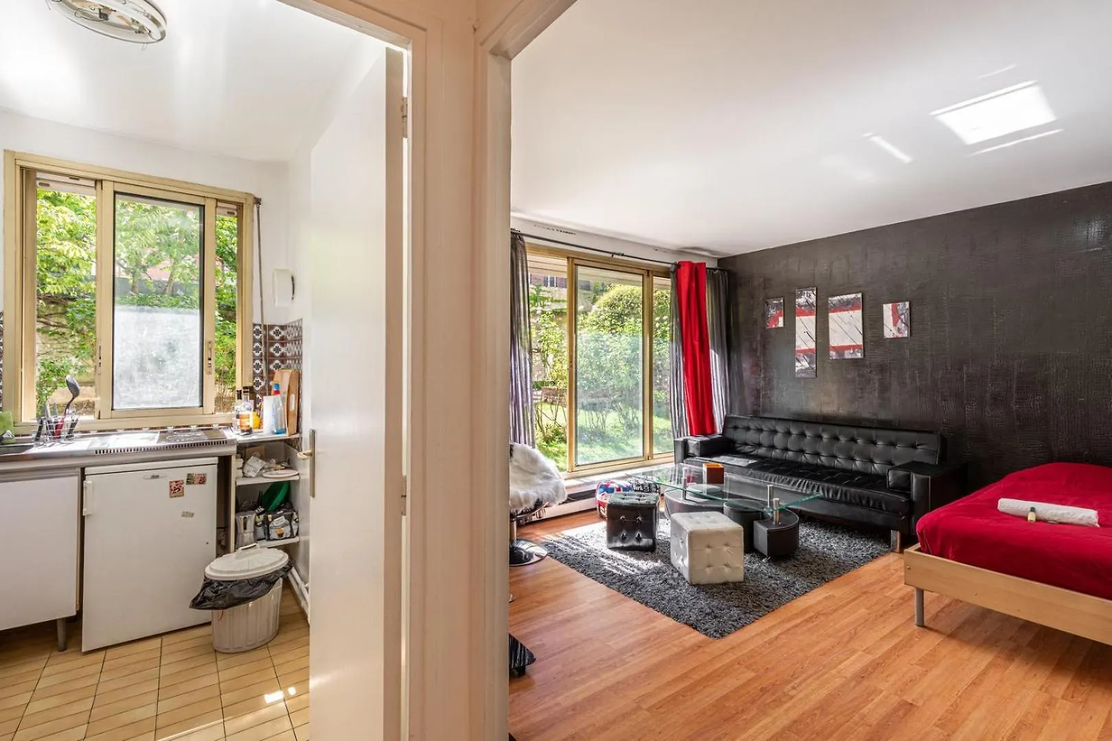 Guestready - Airy Studio With Courtyard View Paris