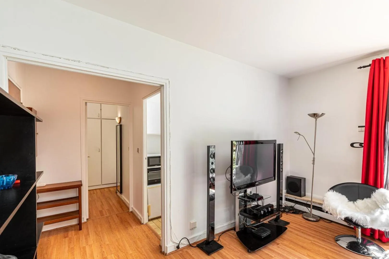 Guestready - Airy Studio With Courtyard View Paris